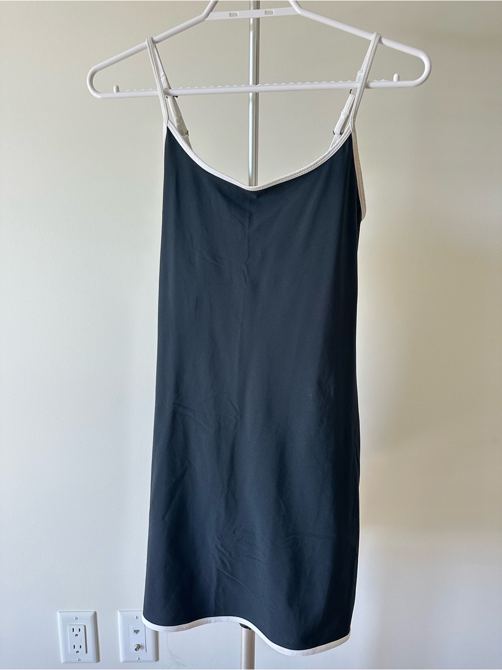 Abercrombie & Fitch Tennis Dress Black & White
